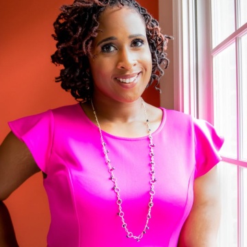 An image of Crystal Ochemba-Powell for business blog post